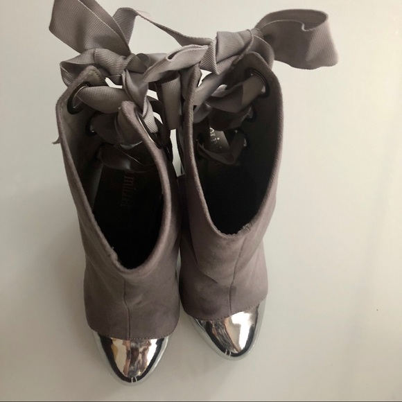 NWOB Olivia Miller Van Wyck Booties - Picture 3 of 7